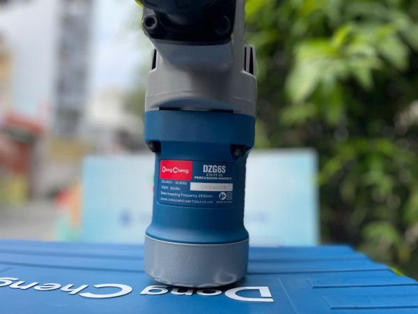 Máy đục bê tông DongCheng DZG6S -17mm