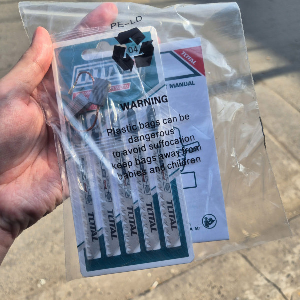 Máy cưa lọng Total TS2081006, CS 800W