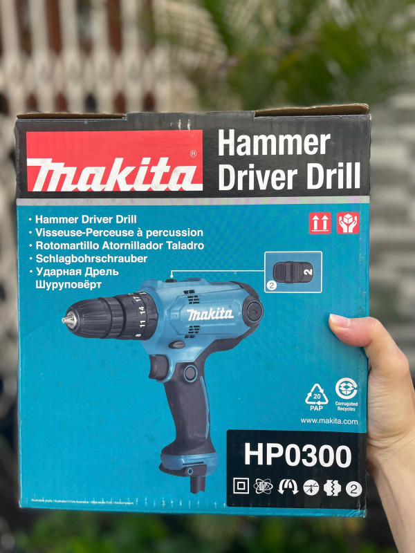 Máy khoan và vặn vít Makita HP0300