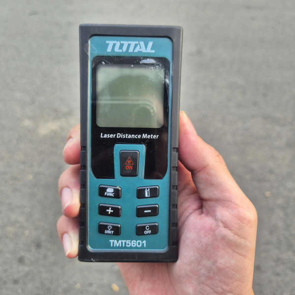 Máy đo khoảng cách Tia laser Total TMT5601