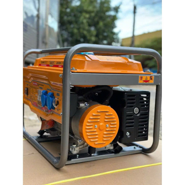 Máy phát điện dùng xăng INGCO GE30005, 2.8KW