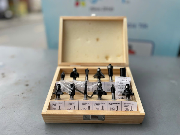 Bộ mũi phay 12 món cốt 6.35 (1/4