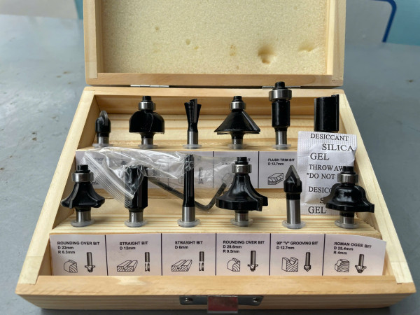 Bộ mũi phay 12 món cốt 6.35 (1/4