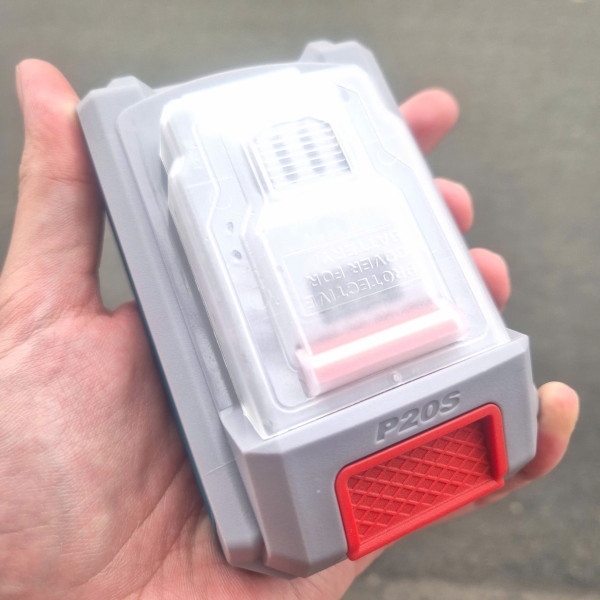 Pin Lithium-Ion P20S TOTAL TFBLI20011 20V/2Ah