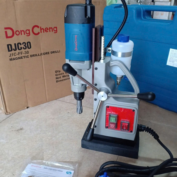 Máy khoan từ Dongcheng DJC30, CS  900W