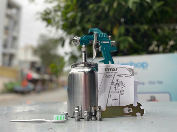 Súng phun sơn 1000CC TOTAL TAT11005