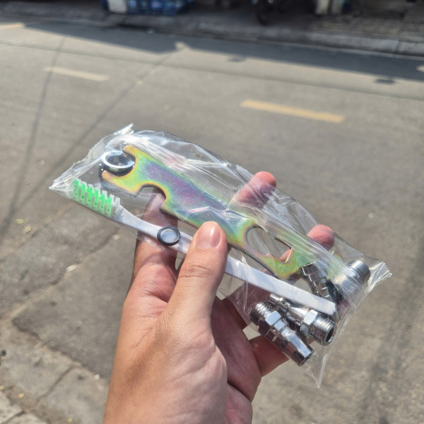 Súng phun sơn 1000CC TOTAL TAT11005