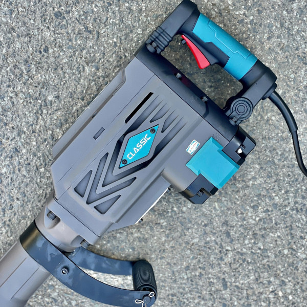 Máy đục bê tông 30Ly CLASSIC CLA8079A, CS 1700W
