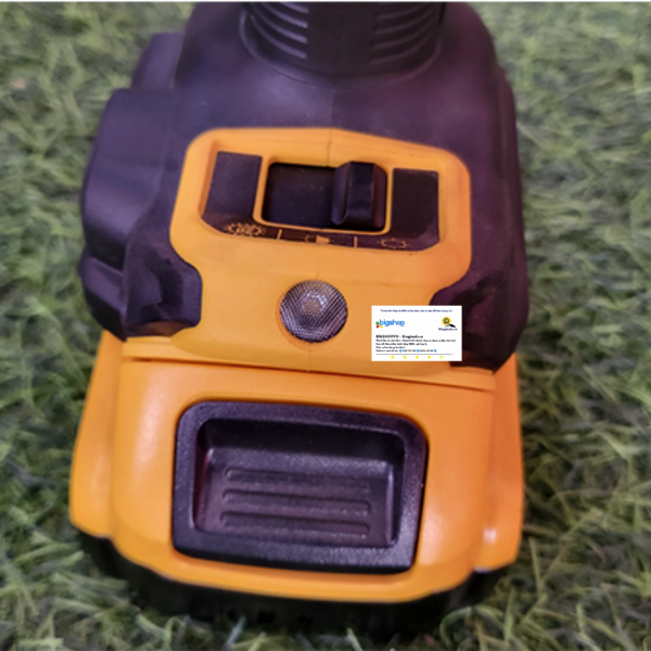 Máy khoan pin 20V DEWALT DCD999N-B1 - Thân máy (Lực siết 126Nm)