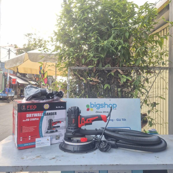 Máy đánh tường FEG EG-316 pro 900W, có đèn