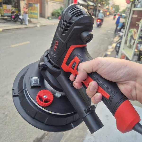 Máy đánh tường FEG EG-316 pro 900W, có đèn