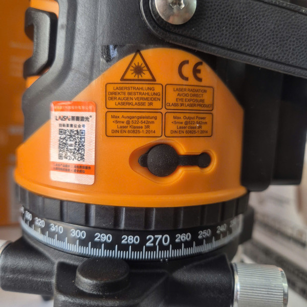 Máy cân bằng 5 tia xanh 4V-1H-3V LAISAI LSG686SPD