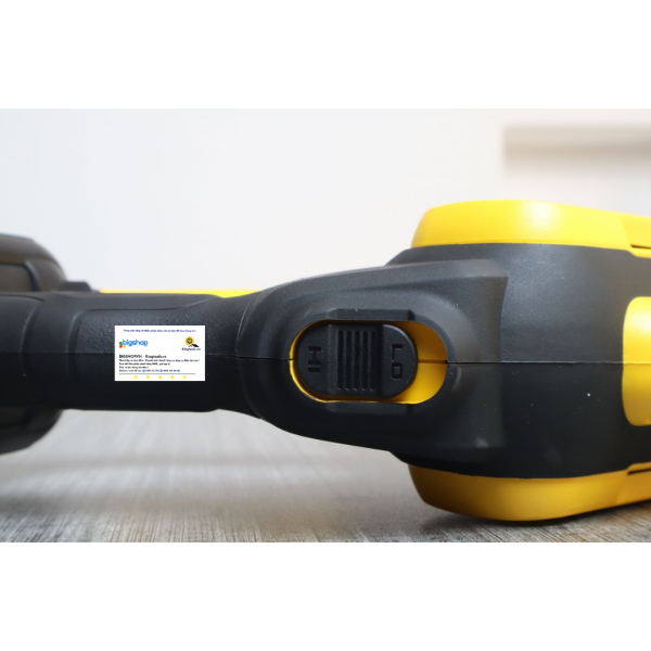 Máy rửa xe dùng pin 20V DEWALT DCPW550B (Thân máy)