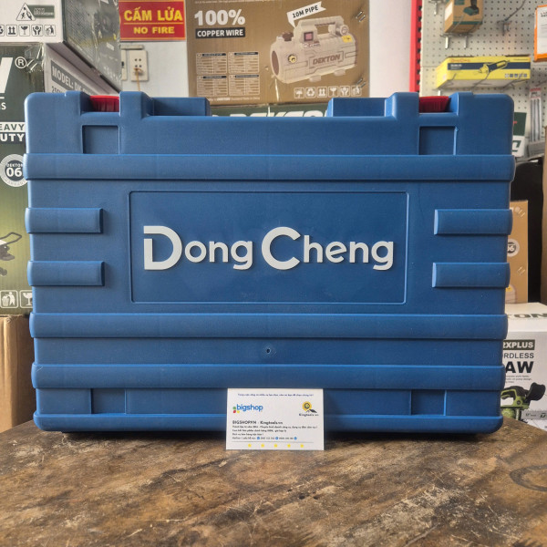 Máy cưa kiếm dùng pin 20V Dongcheng DCJF22 