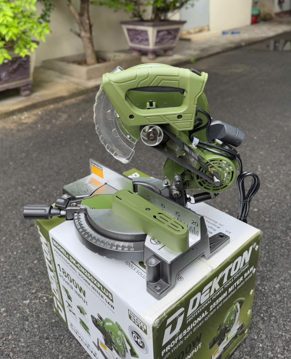 Máy cắt nhôm DEKTONDK DK-CN250XPLUS, 1800W, 255mm