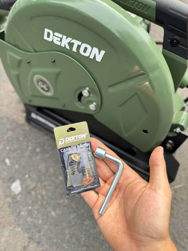 Máy Cắt Sắt Dekton DK-CS2800XPLUS 2800W