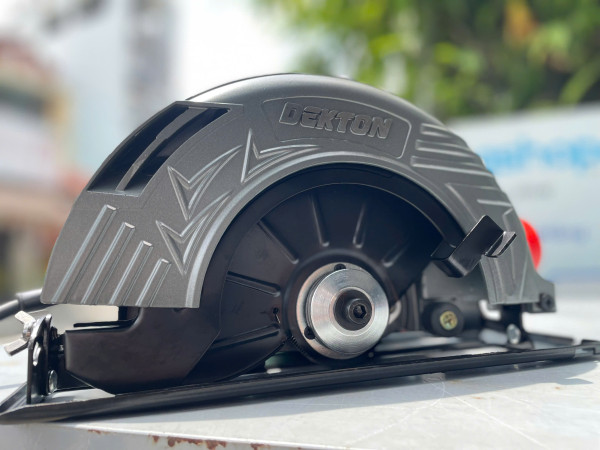 Máy cưa gỗ DEKTON DK-CG185PRO, công suất 1350W