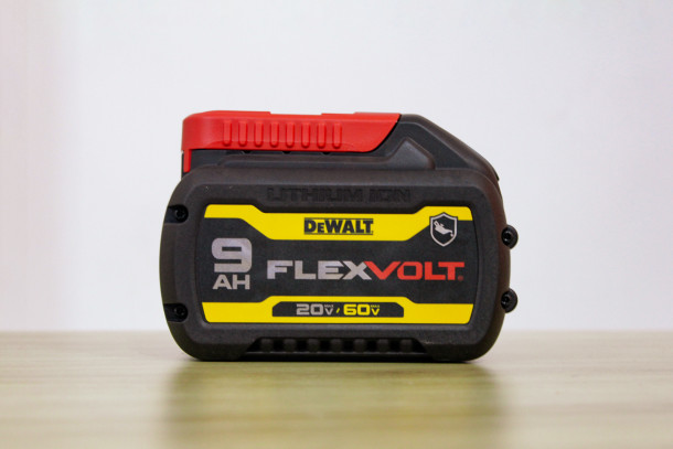 Pin Flexvolt Dewalt DCB609G-B1 (20V-9.0Ah), kháng dầu