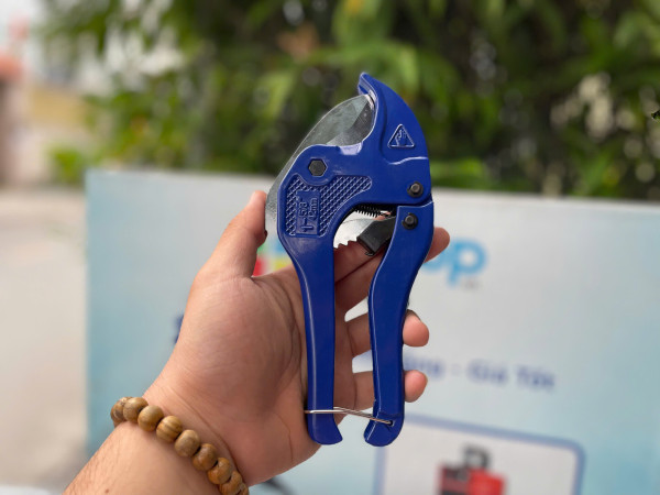 Kéo cắt ống nhựa nhanh, kích thước 42mm (1-5/8 inches) Workpro - WP301002