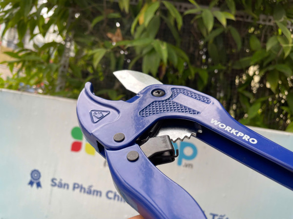 Kéo cắt ống nhựa nhanh, kích thước 42mm (1-5/8 inches) Workpro - WP301002