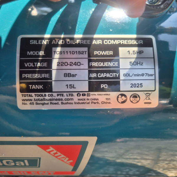 Máy nén khí không dầu Total TCS1110152T, 15L