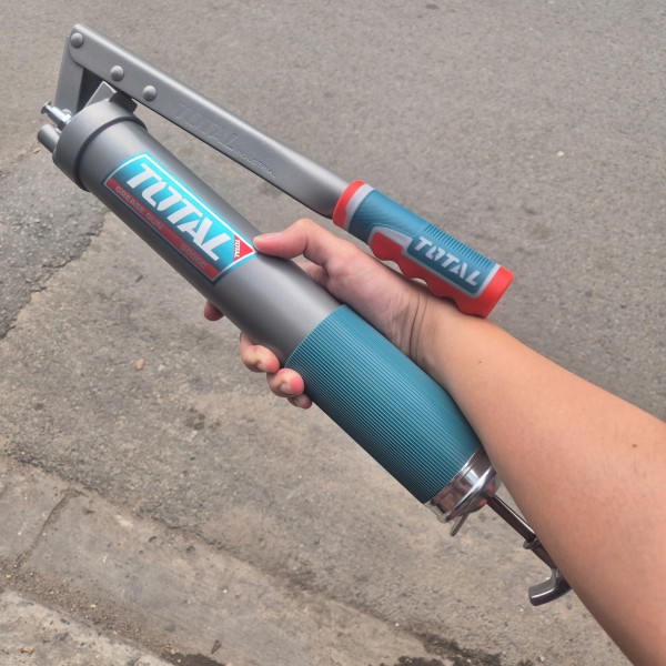 Súng Bơm Mỡ Total THT111062