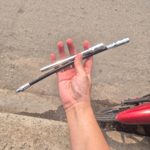 Súng Bơm Mỡ Total THT111062