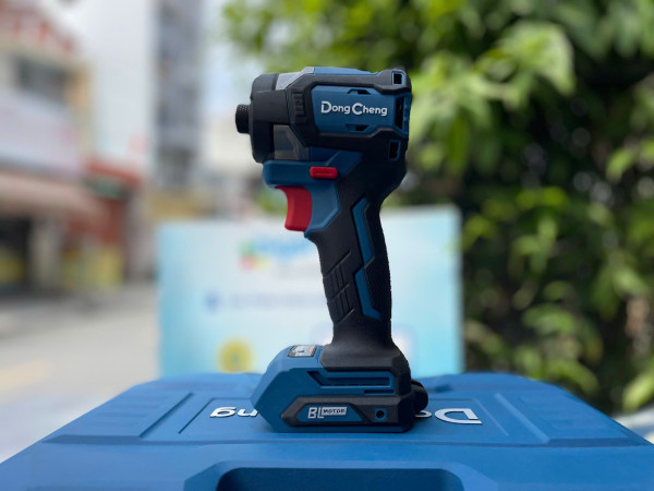 Máy Bắt Vít Dùng Pin 20V Dongcheng DCPL208 - Chính Hãng