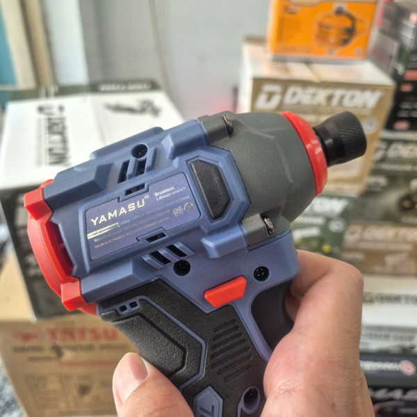 Máy siết vít động lực Pin 16V, 160N Yamasu YMS-MCV10160G2W (2 Pin 1.5Ah)