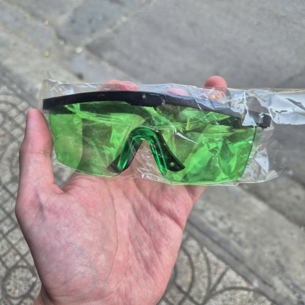 Máy laser cân bằng 5 tia xanh Yamasu YMS-155G2