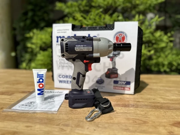 Máy bulong Pin makute CW004 800n/m