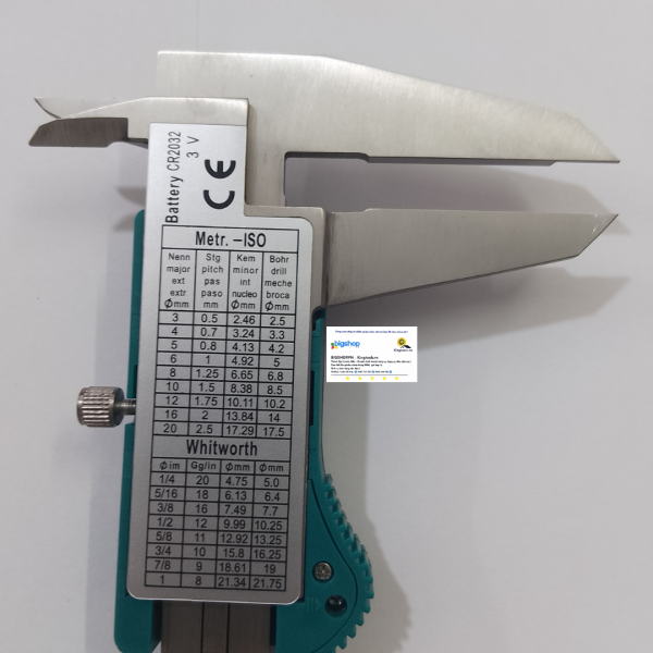 Thước cặp điện tử 200mm TOTAL TMT322006 (IP54)