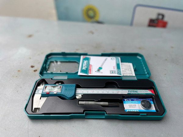 Thước cặp điện tử IP54 Total TMT321506