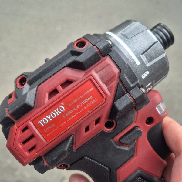 Máy siết vít 16.8V 50NM TOYOKO T0150G