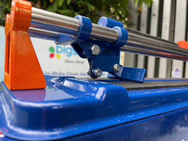 Bàn cắt gạch đẩy tay 400mm Wadfow WTR1504