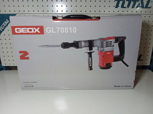 Máy chuyên đục bê tông GEOX GL70810 