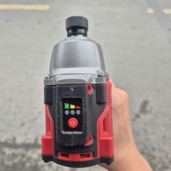 Máy chuyên vít dùng pin 16.8V TOYOKO T16150-4F (Lực siết 150Nm)