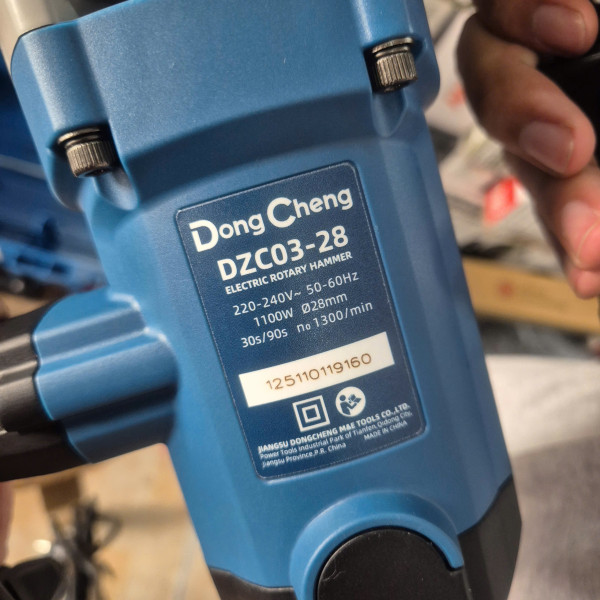 Máy Khoan Búa Dongcheng DZC03-28 (CS 1100W)