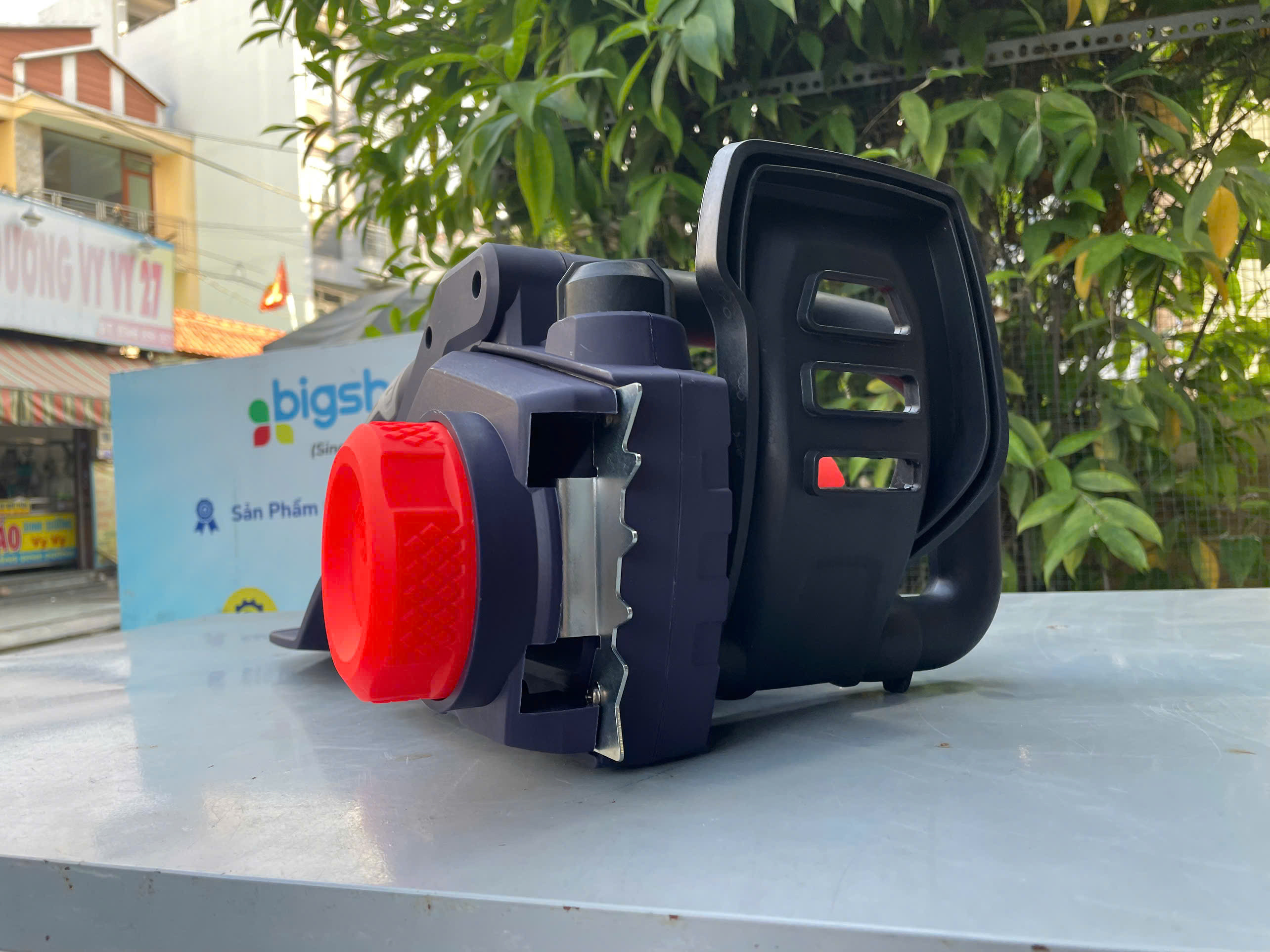 Máy cưa xích điện Makute EC004, CS 2200w