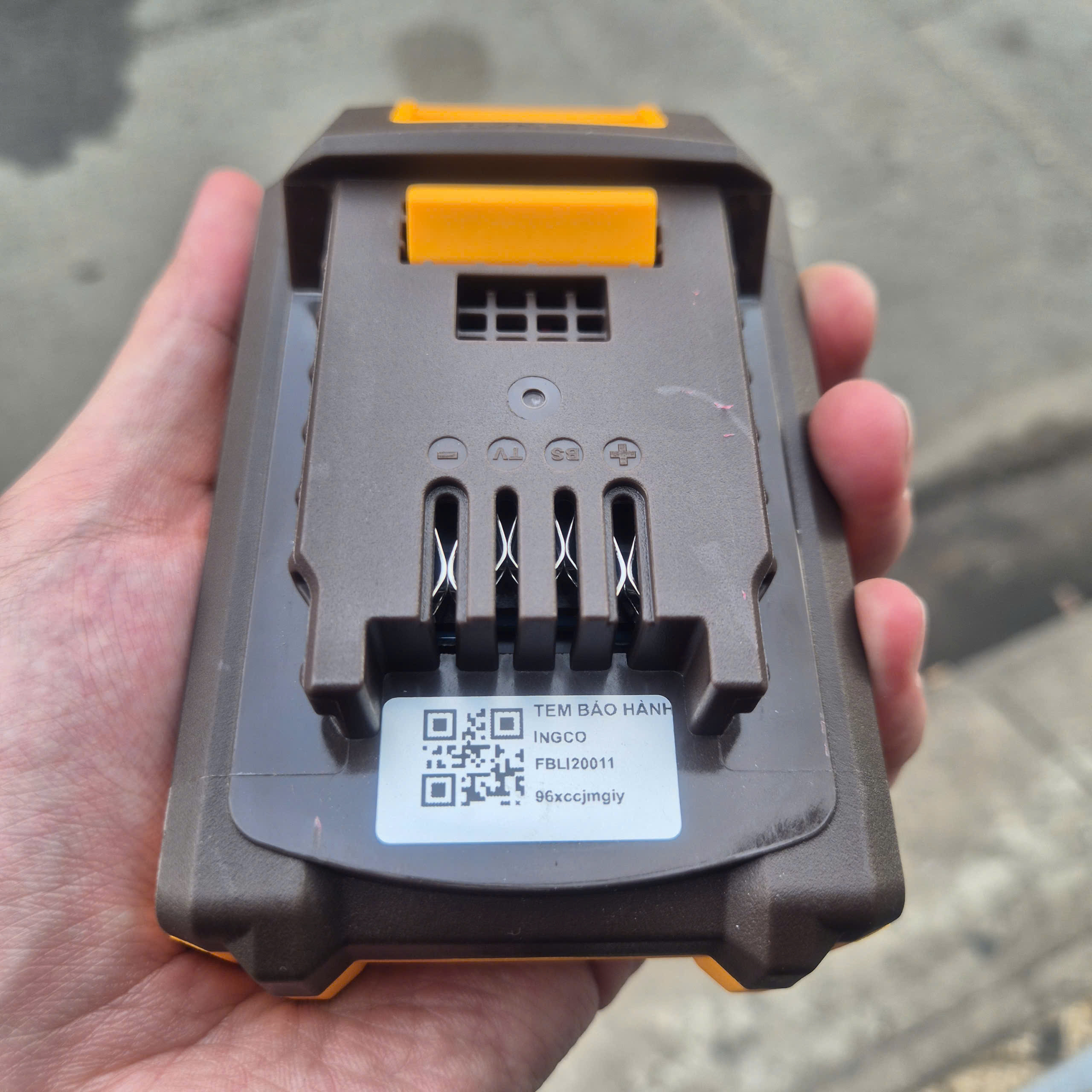 Pin Litium 20v/2Ah Ingco FBLI20011