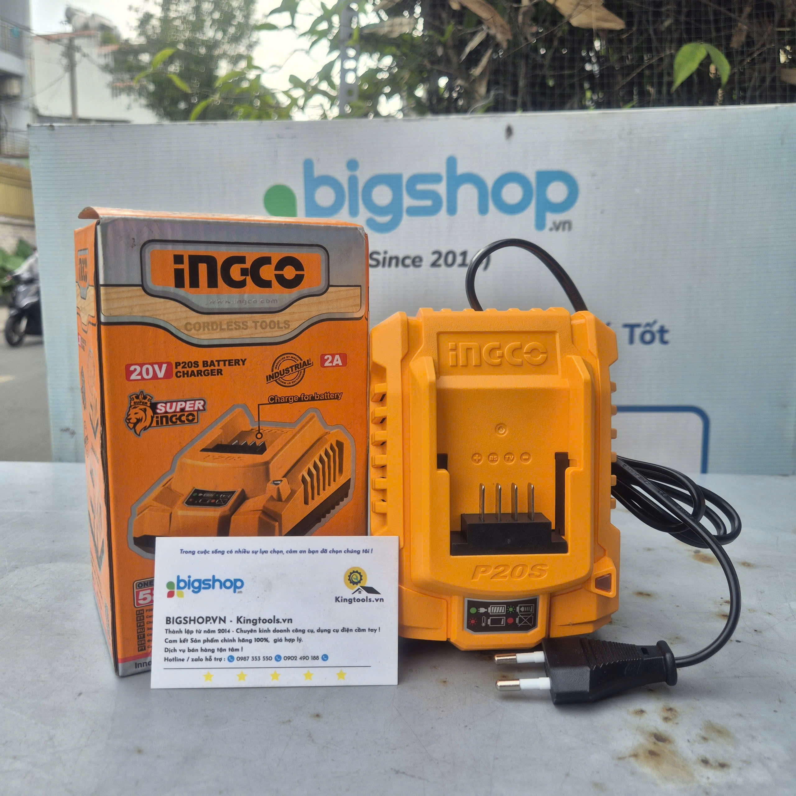 Đế sạc pin 20V/2Ah Ingco FCLI2001