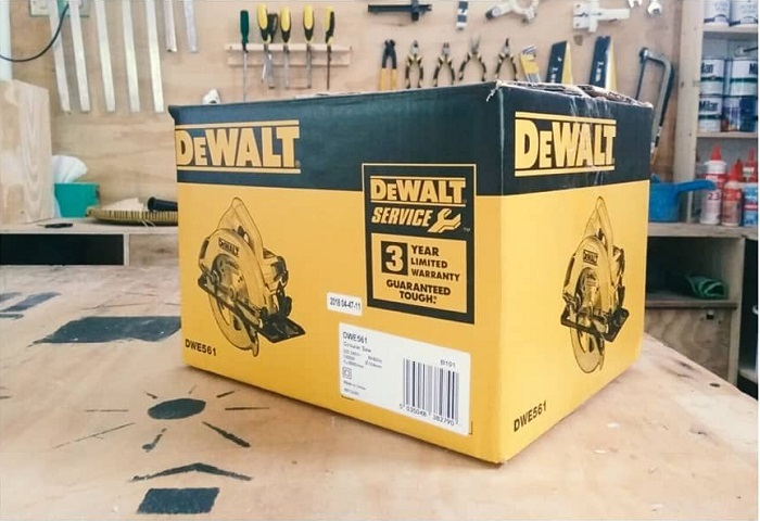 Máy cưa đĩa DeWALT DWE561, 185MM, CS 1200w