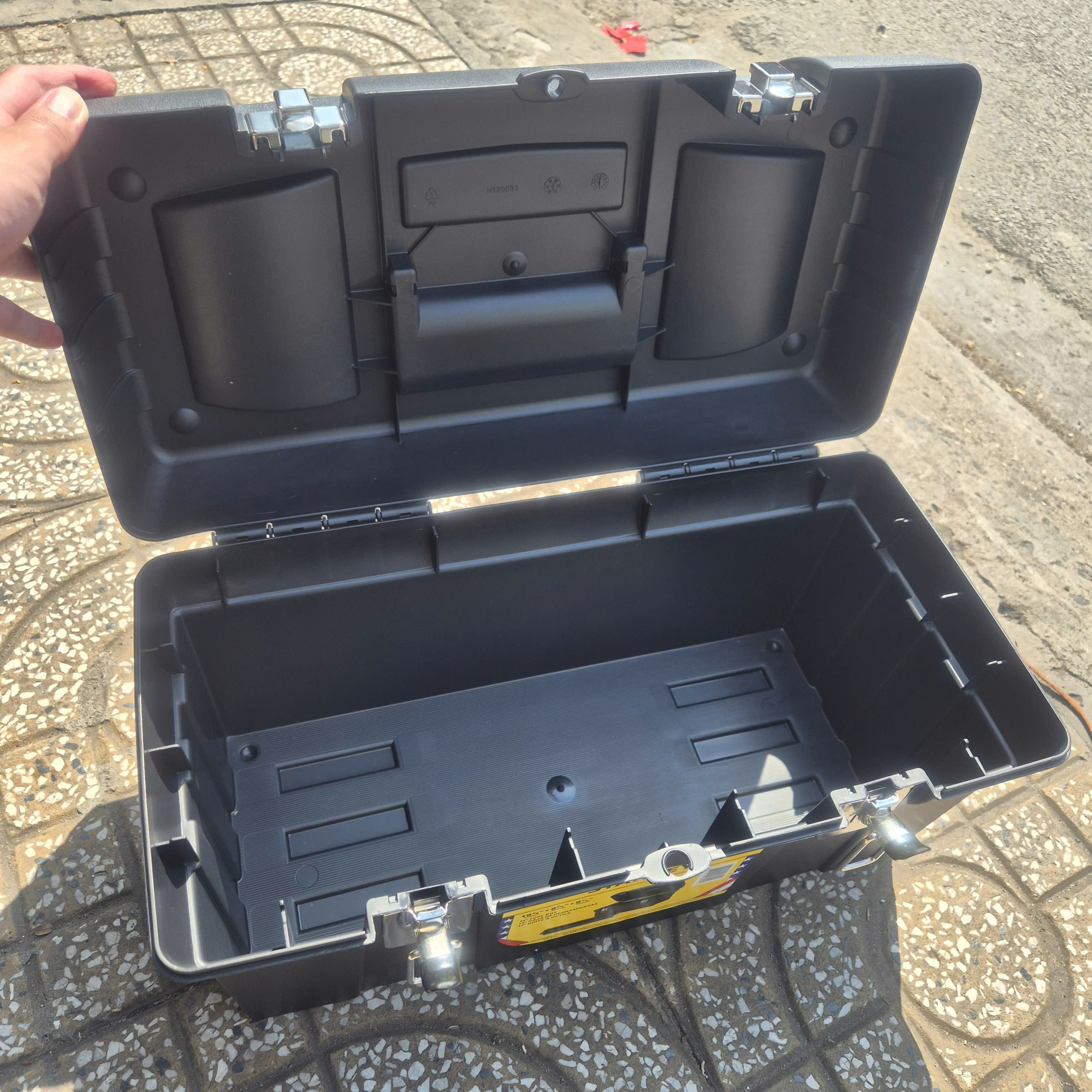 Hộp đồ nghề Stanley STST19005 móc khóa kim loại