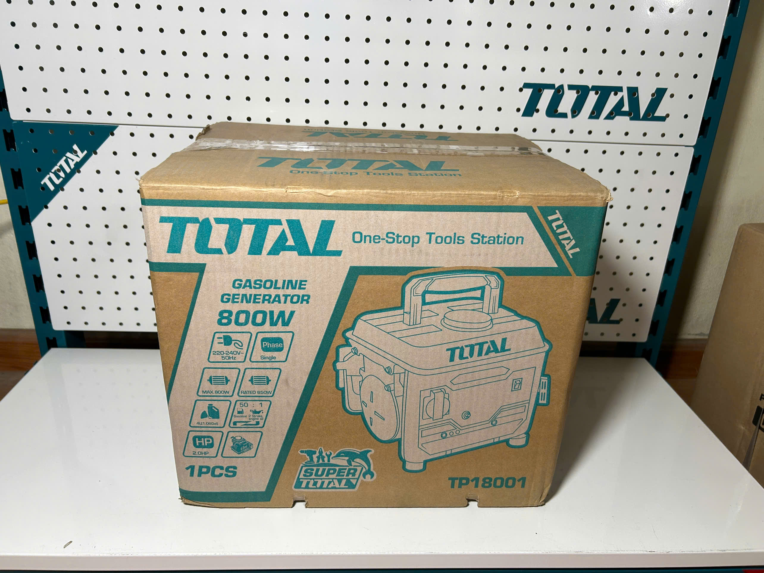 Máy phát điện động cơ xăng Total TP18001 (800W)