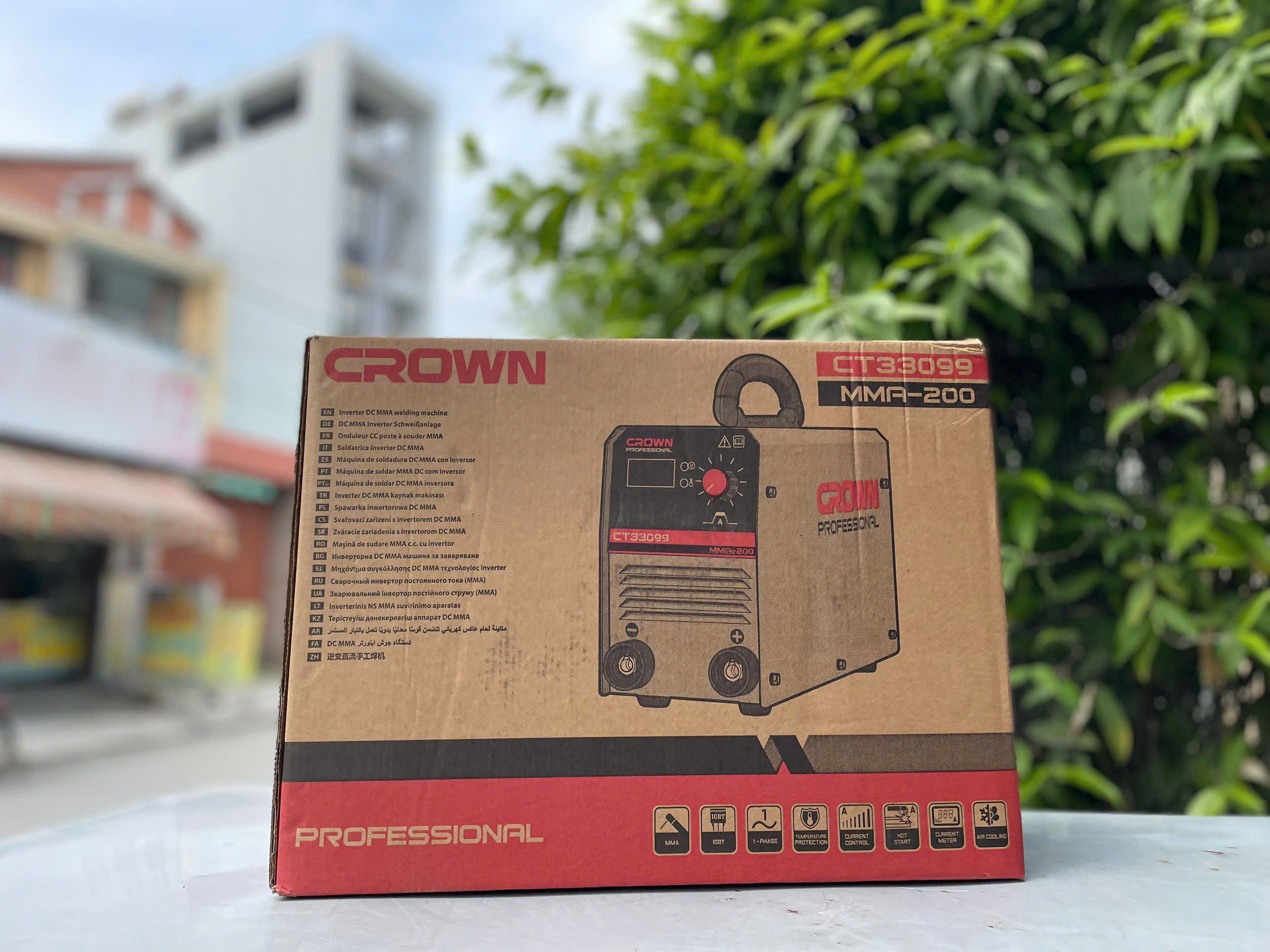 Máy hàn điện tử Crown CT33099 MMA-200