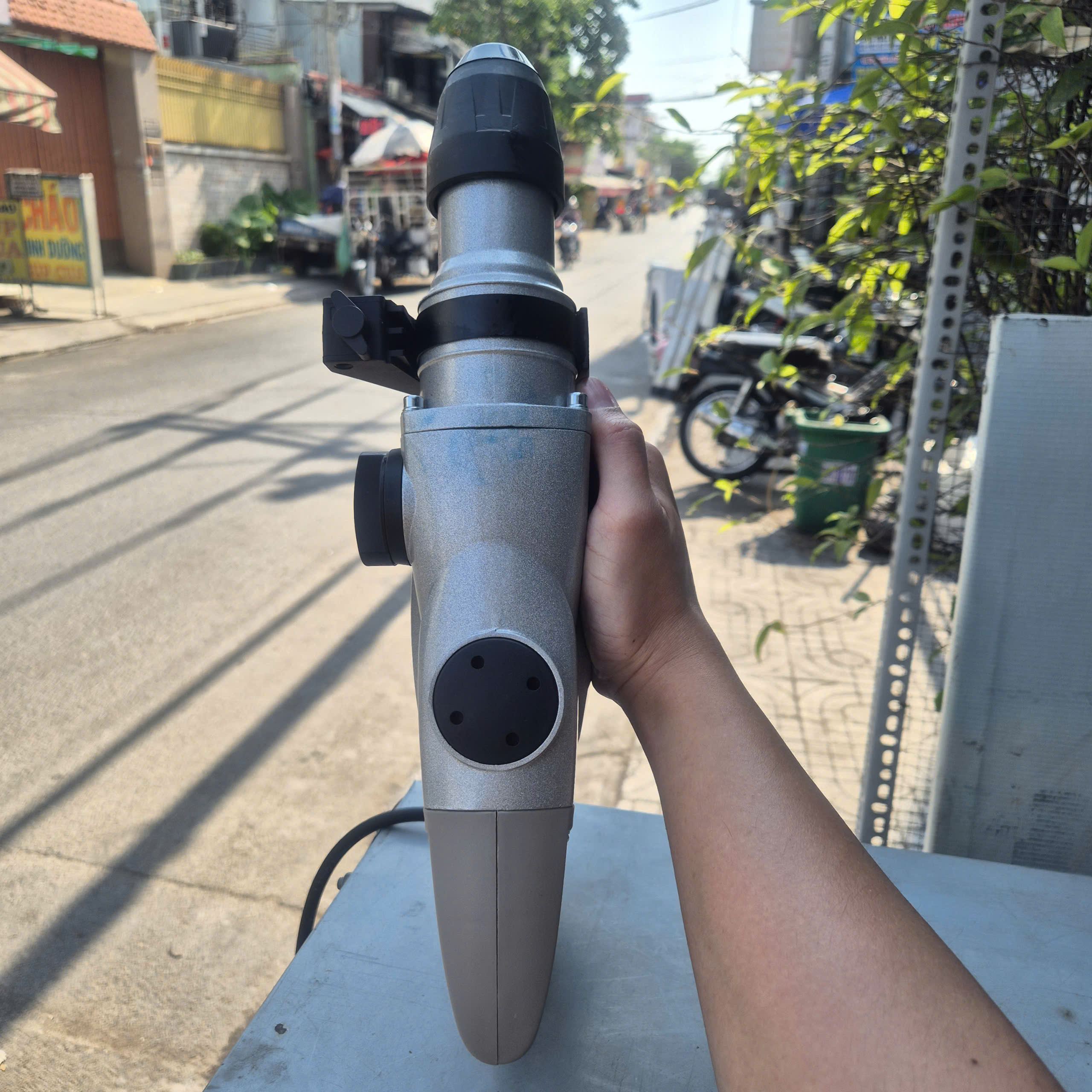 Máy khoan búa 1100W Crown CT18101