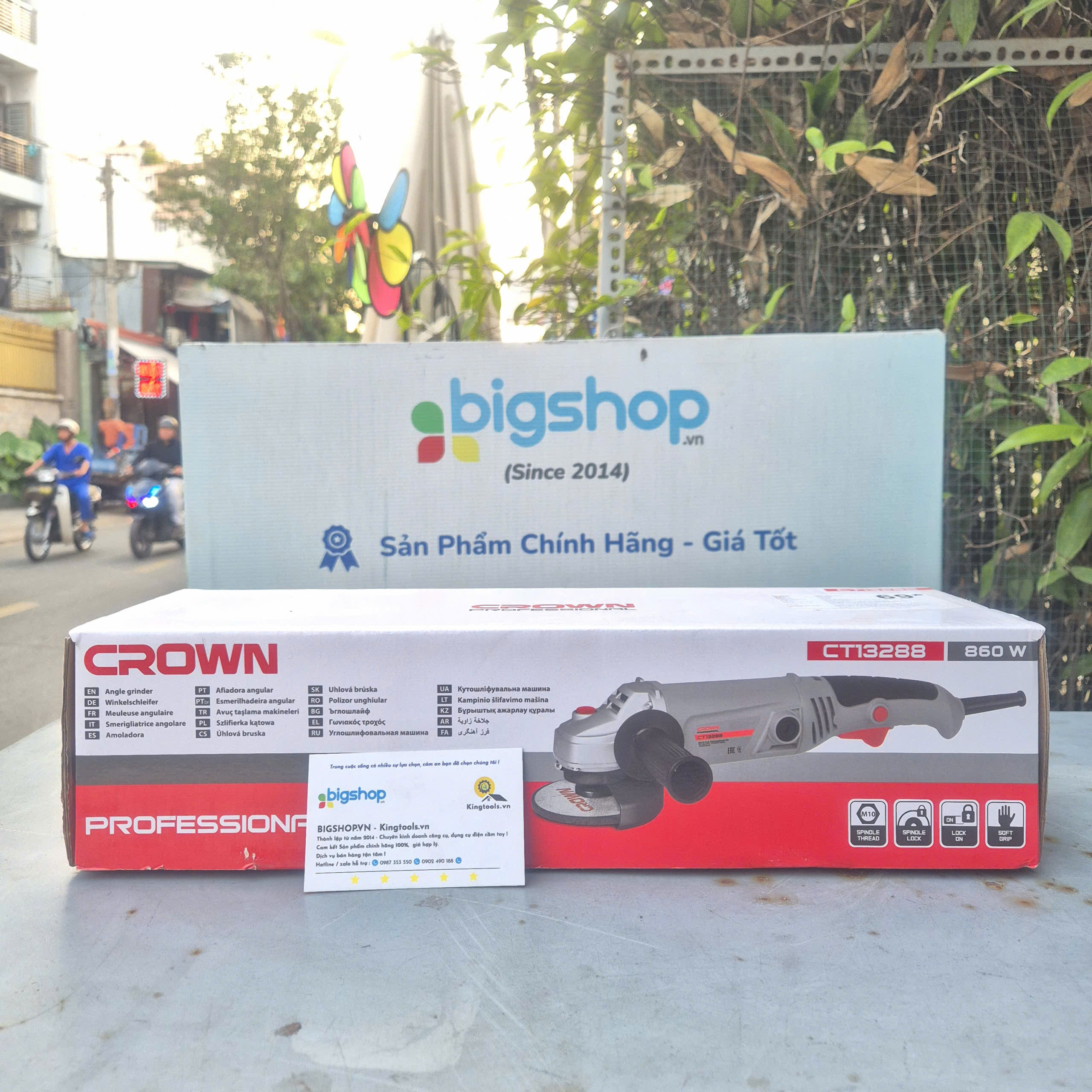 Máy mài góc 860W Crown CT13288, 100mm, công tắc bóp