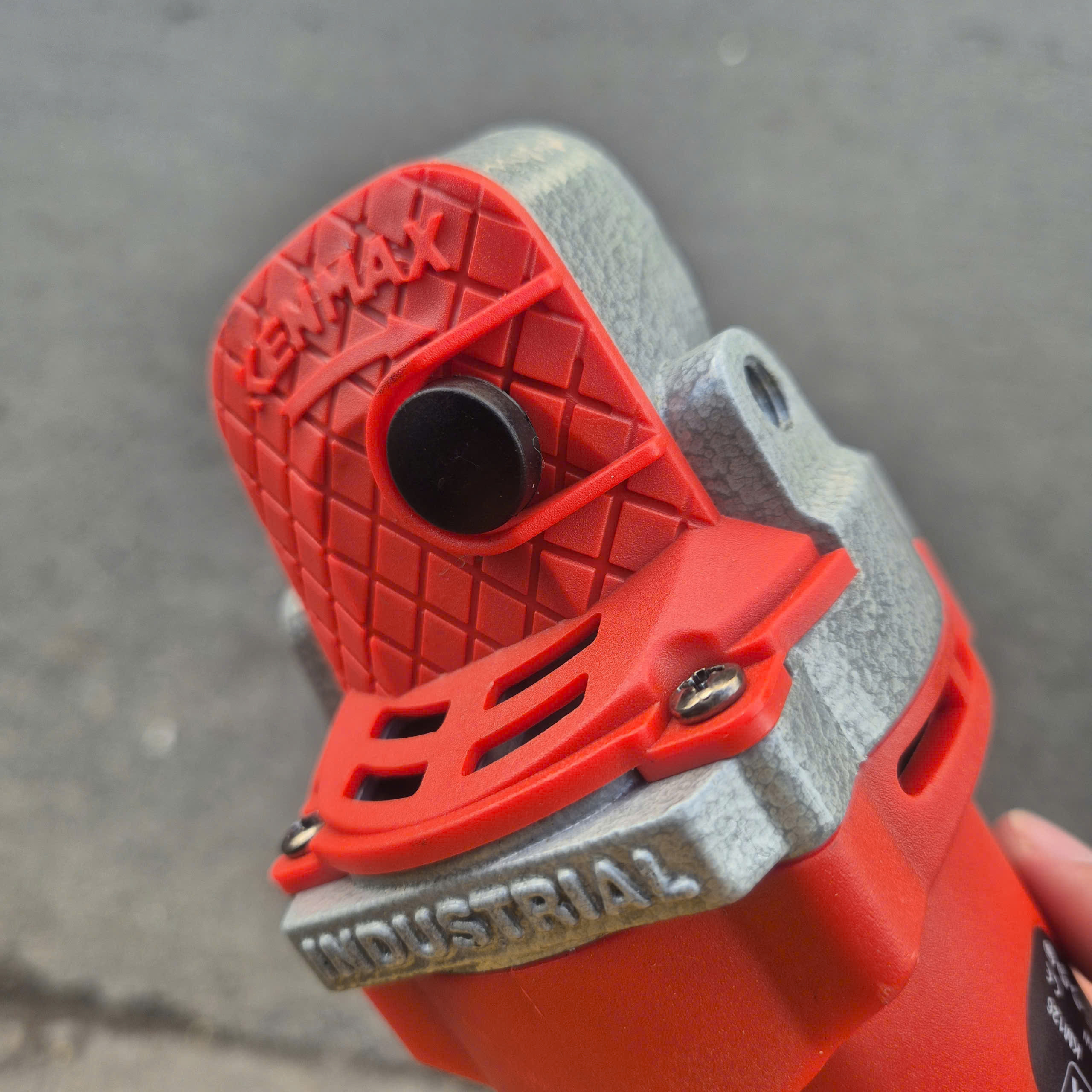 Máy mài 100mm KENMAX KM126 (Công tắc đuôi, CS 850W)