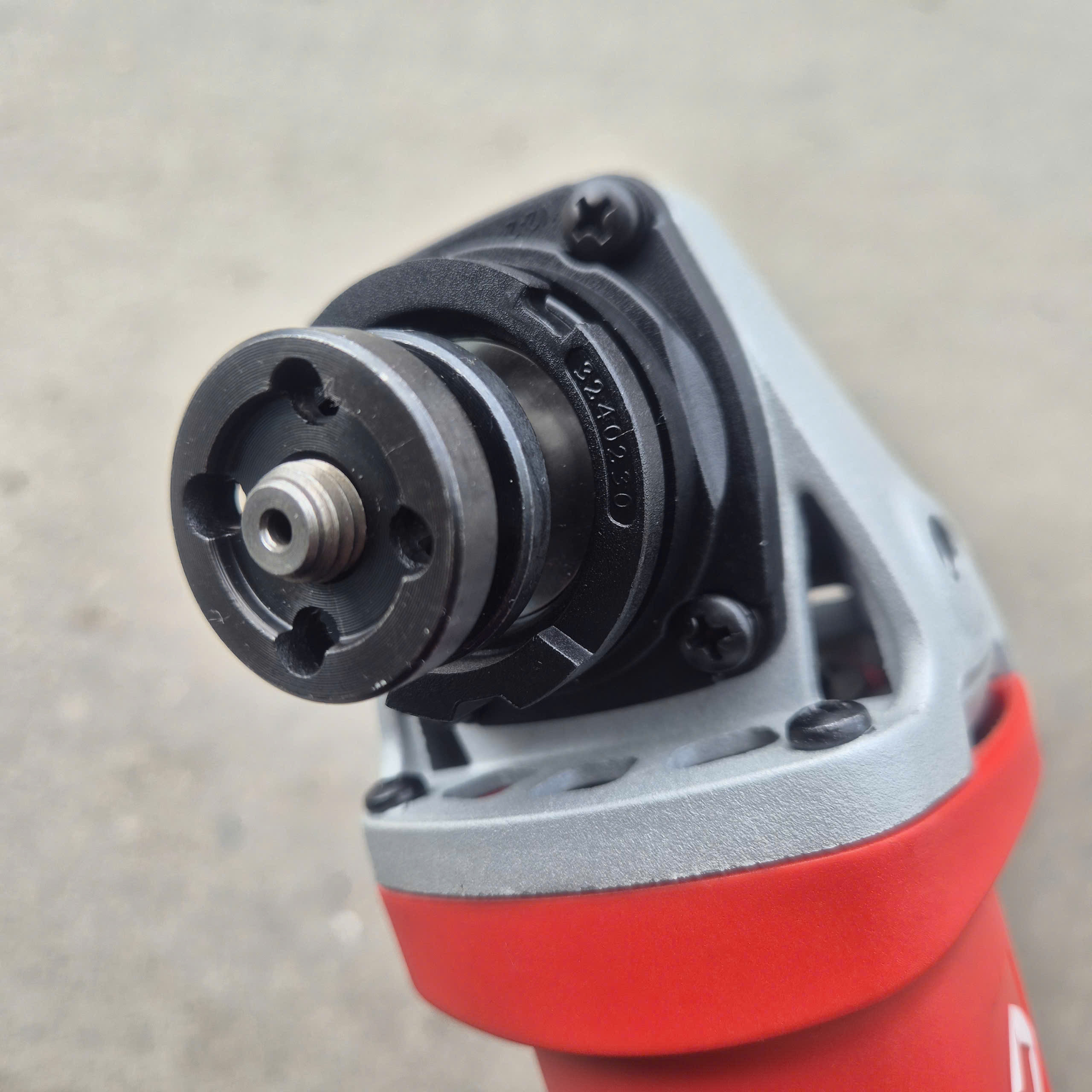 Máy mài góc KEN 9710 (710W), công tắc đuôi