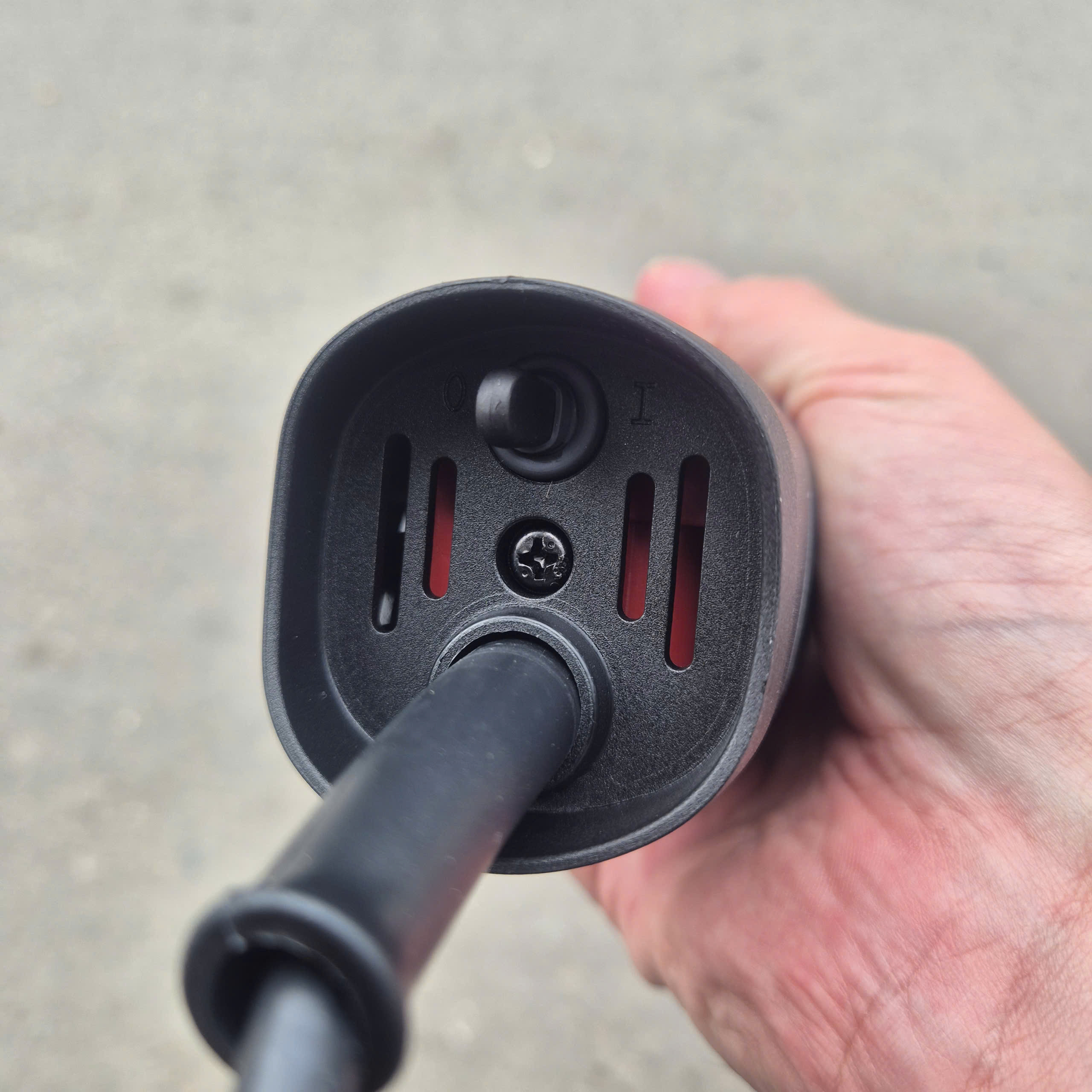 Máy mài góc KEN 9710 (710W), công tắc đuôi